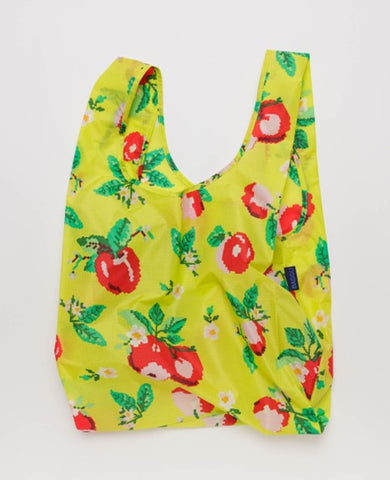 needlepoint apple standard baggu