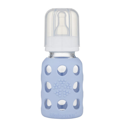 lifefactory 4 oz blanket glass baby bottle made of borosilicate glass & a medical grade silicon sleeve. bpa & bps free